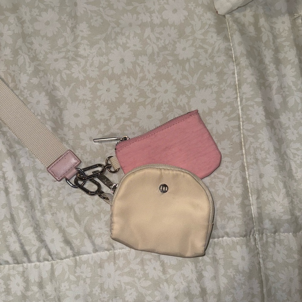 Keychain pouches!
